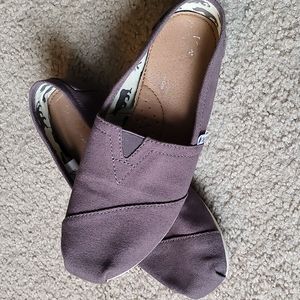 Toms shoes